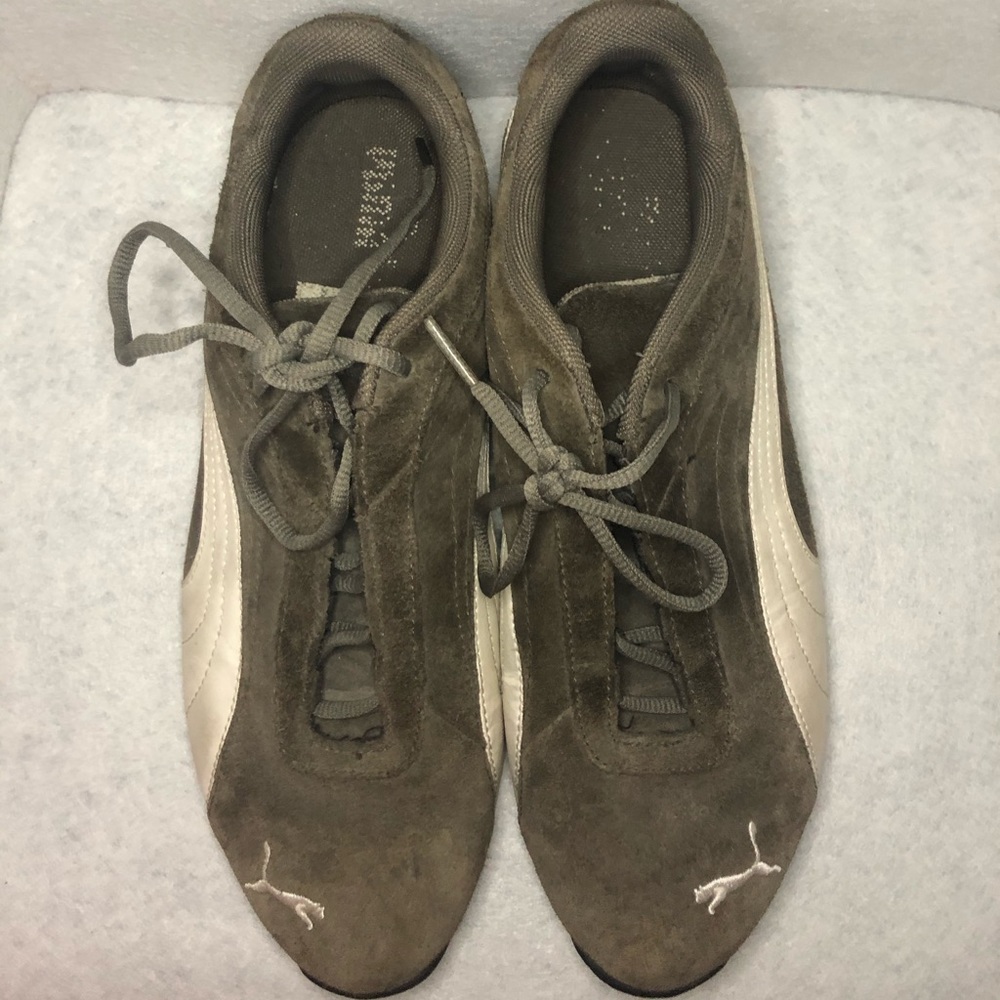 Vintage Puma sneakers